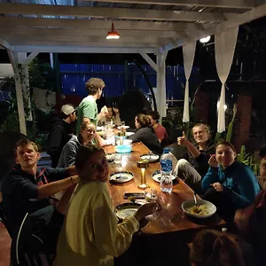 Hostal La Casa De Jardin